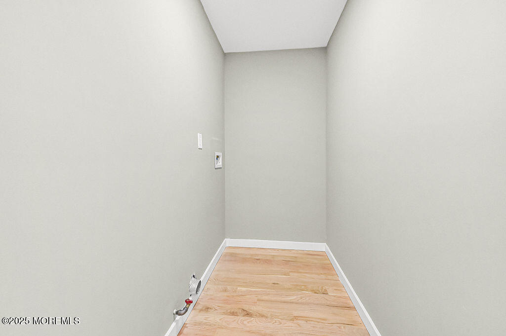 940 Grove Avenue Old Bridge, NJ 08879 - Photo 28 of 48 a view of a hallway