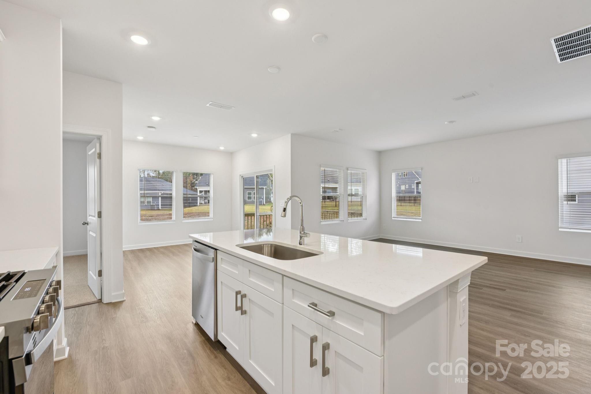 712 Palmer Pendleton Way York, SC 29745 - Photo 10 of 36 a kitchen with a sink stove and cabinets