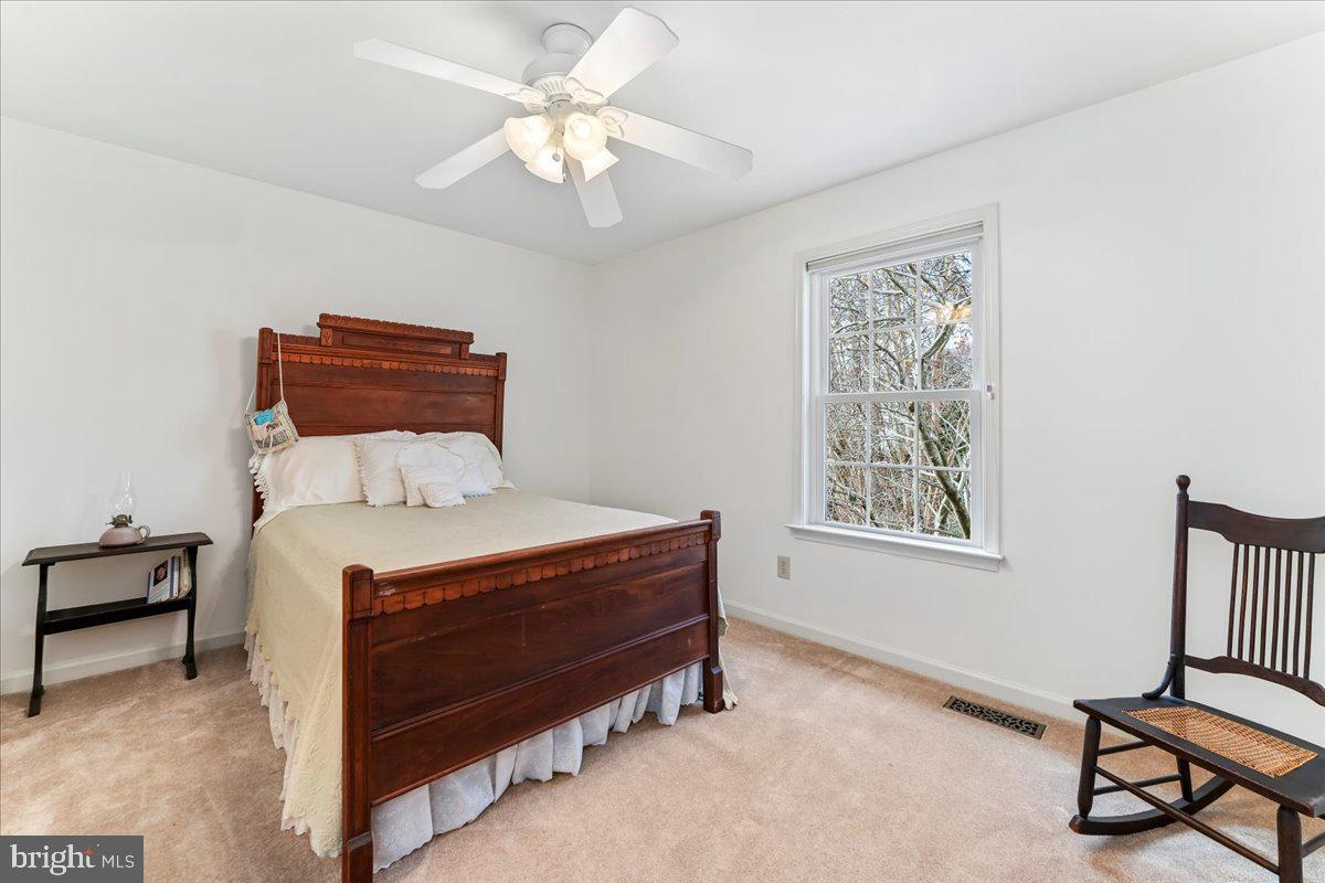 350 Crestview Drive Kennett Square, PA 19348 - Photo 17 of 51