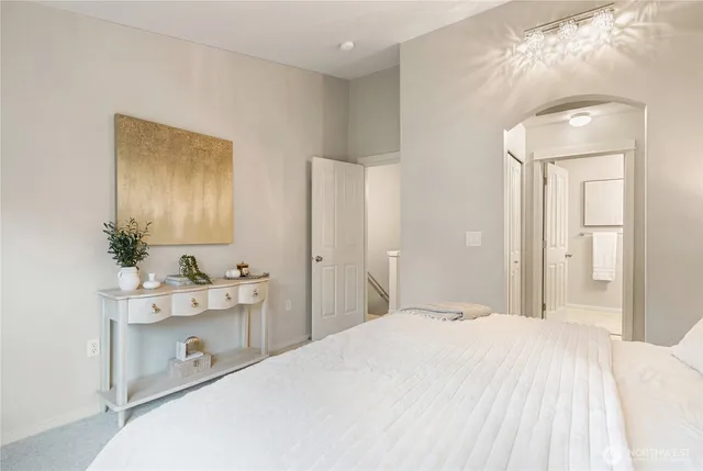 $706,800 | 18258 Northeast 96th Way, Unit 103, Redmond, WA 98052