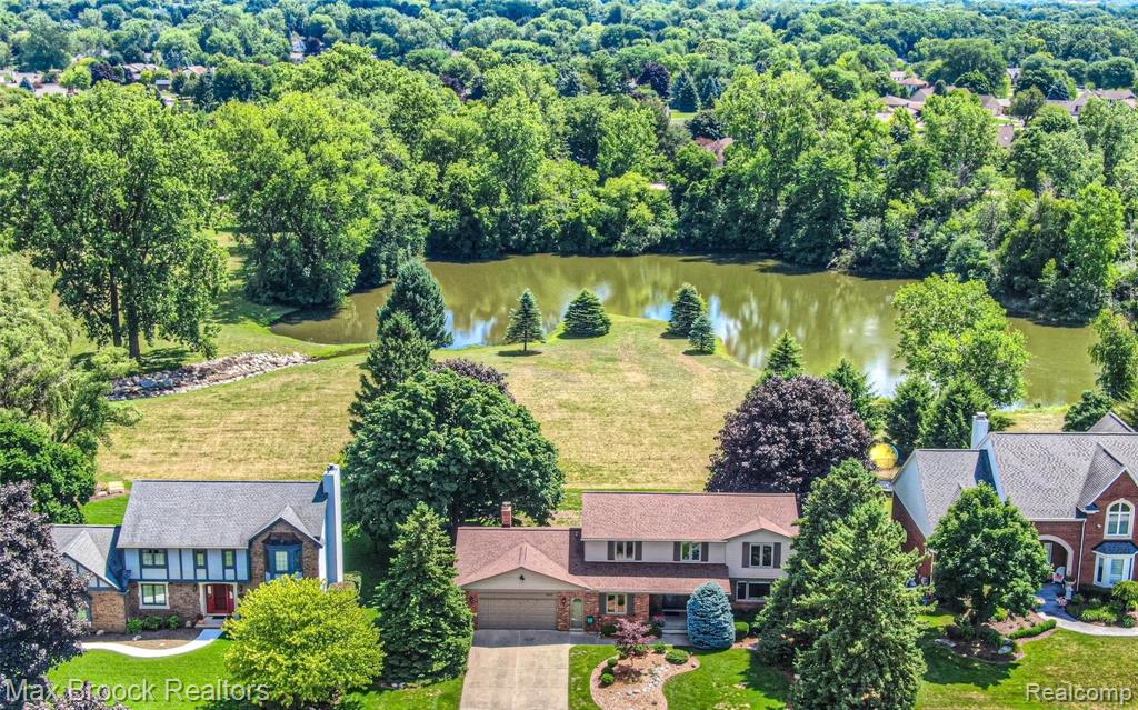 810 Langley Road Rochester Hills, MI 48309 - Photo 3 of 45