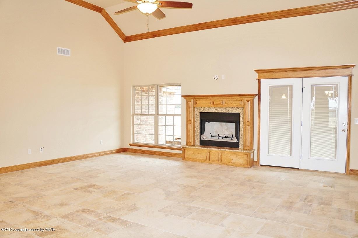 16300 Dove Prairie Road Canyon, TX 79015 - Photo 3 of 23 Living Room