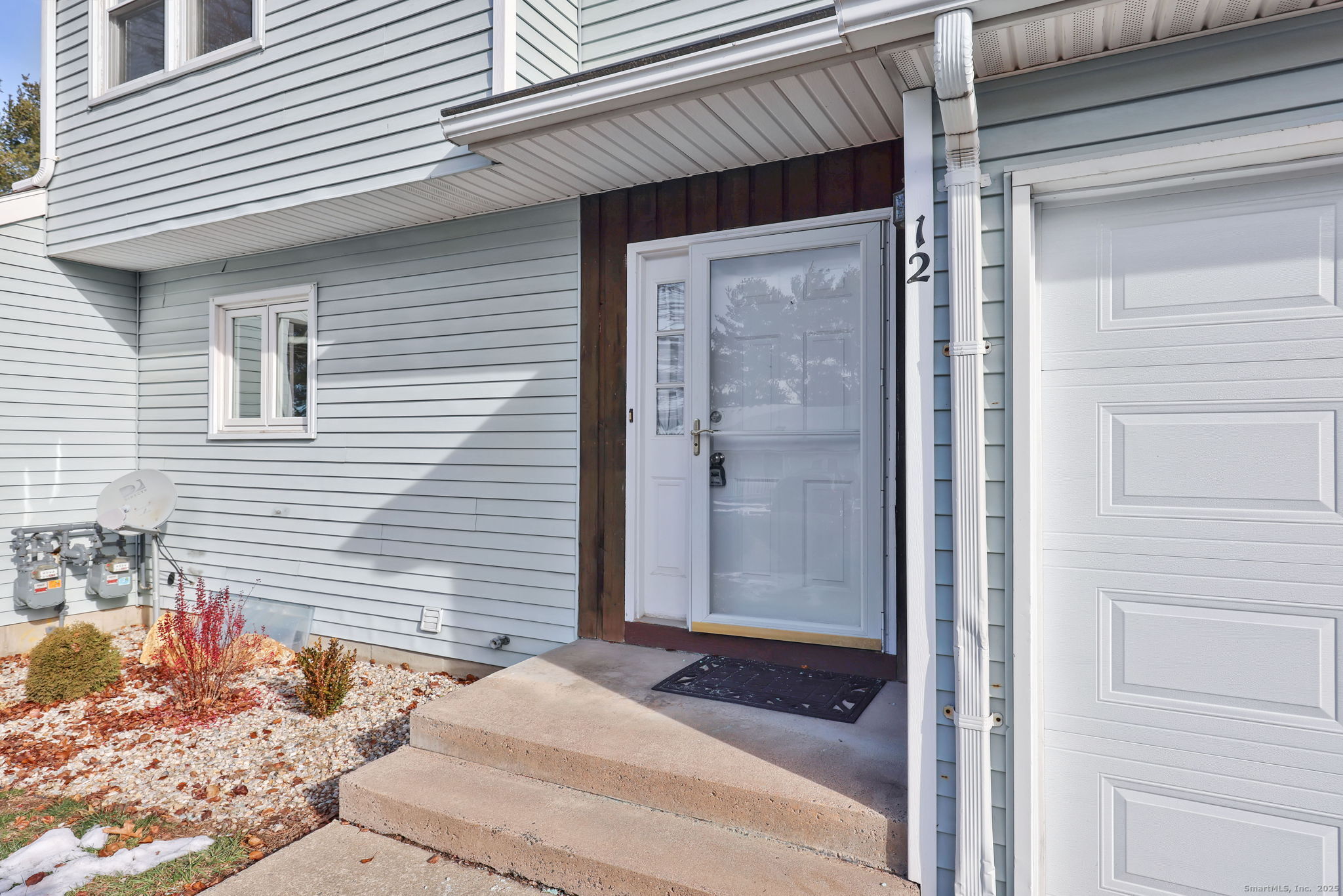 12 Kevin Drive, Unit 12 East Windsor, CT 06088 - Photo 2 of 40