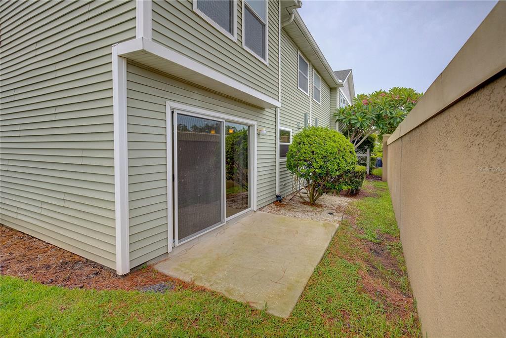 13298 Thoroughbred Loop Largo, FL 33773 - Photo 3 of 29