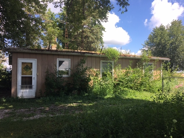 1112 North 29th Road Ottawa, IL 61350 - Photo 3 of 19