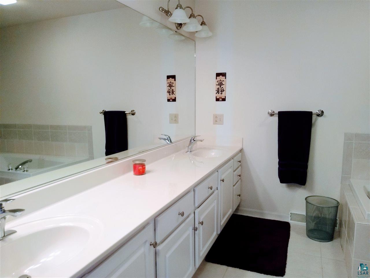 34545 Pumphouse Road, Unit 305 Bayfield, WI 54814 - Photo 19 of 38 master bath