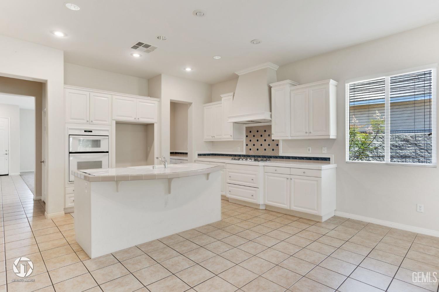 Undisclosed Address Bakersfield, CA 93312 - Photo 13 of 49