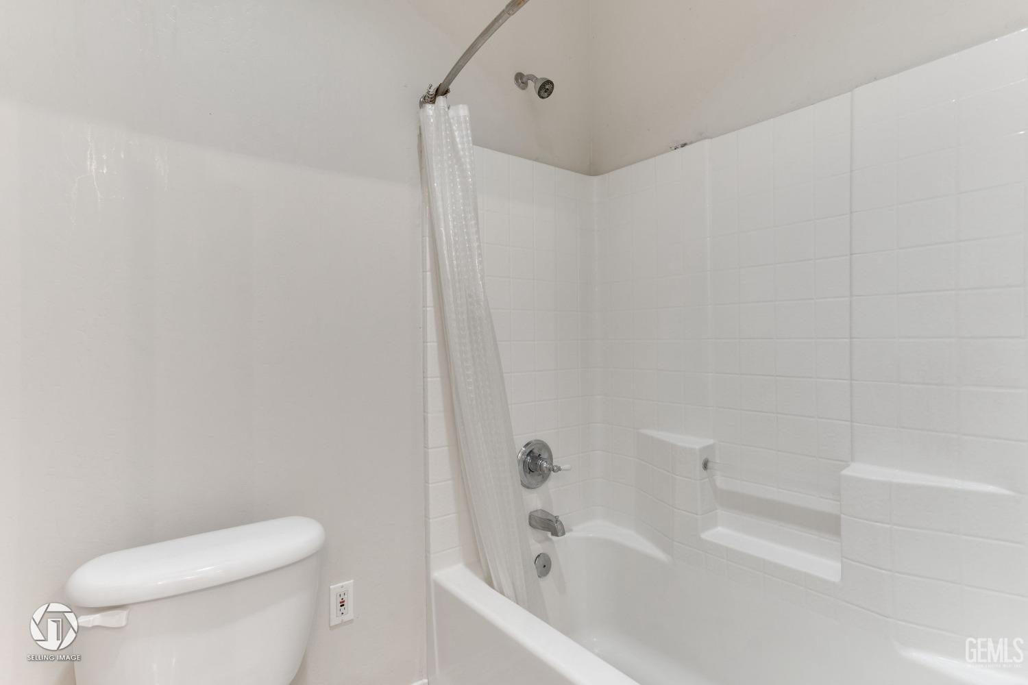 Undisclosed Address Bakersfield, CA 93312 - Photo 33 of 49