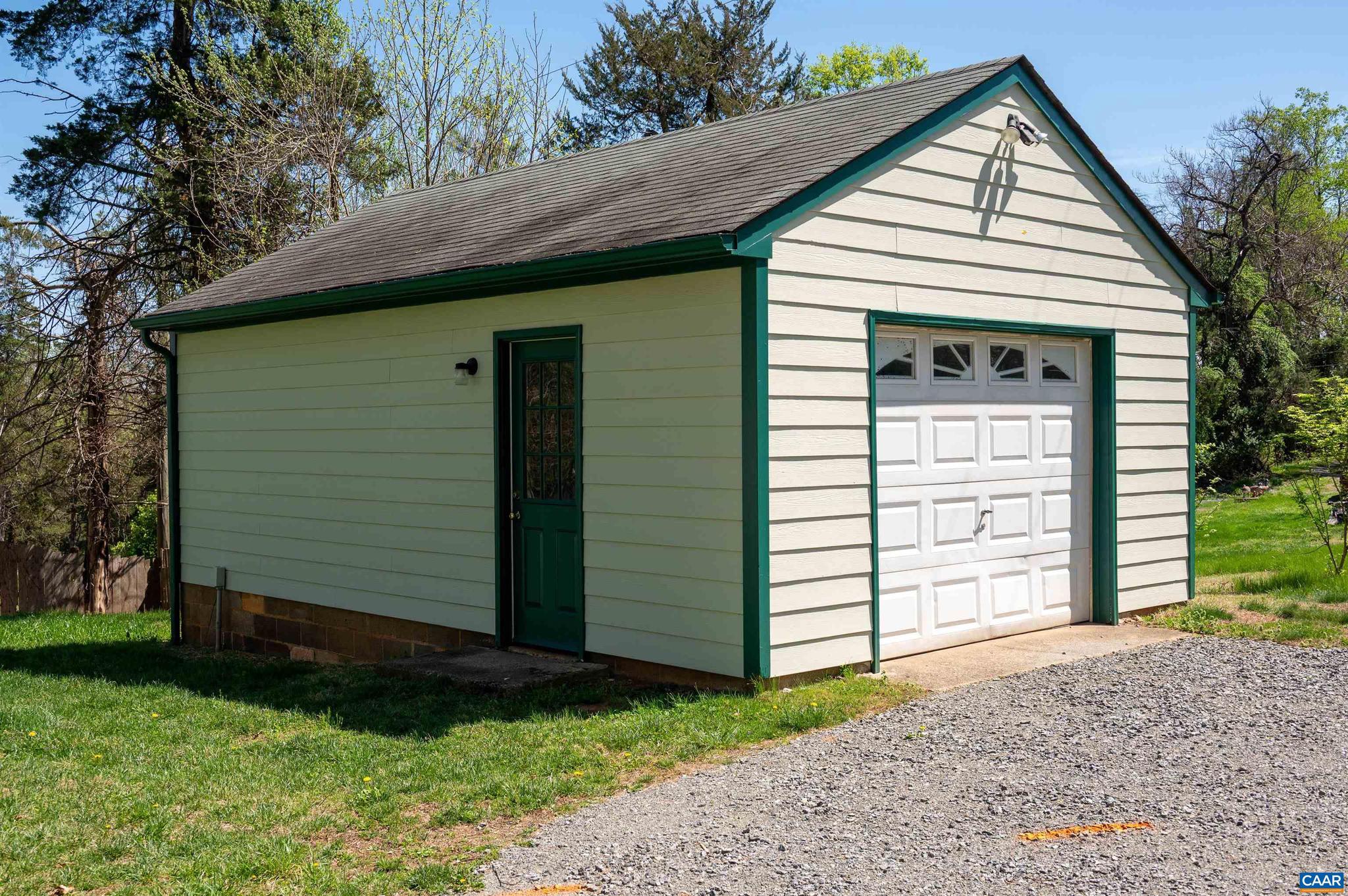 395 Burchs Creek Road Crozet, VA 22932 - Photo 20 of 31