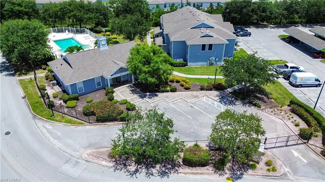 $241,900 | 14870 Pleasant Bay Lane, Unit 1105, Naples, FL 34119