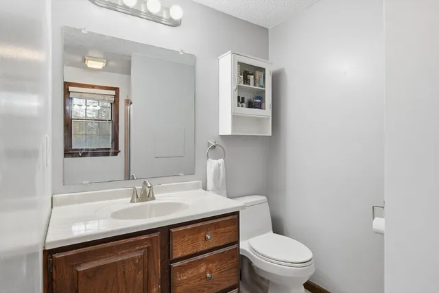 $350,000 | 51 Merrell Drive, Agawam, MA 01001