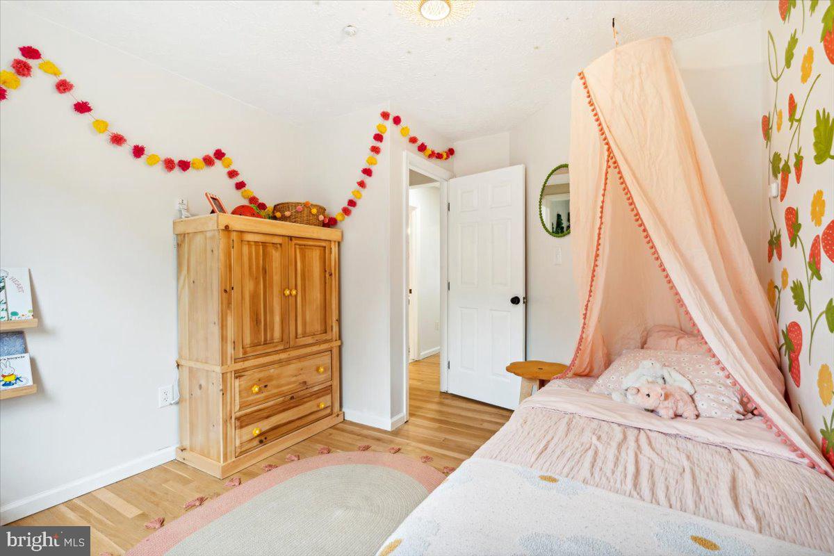 1715 Algonquin Road Frederick, MD 21701 - Photo 29 of 45 Third bedroom