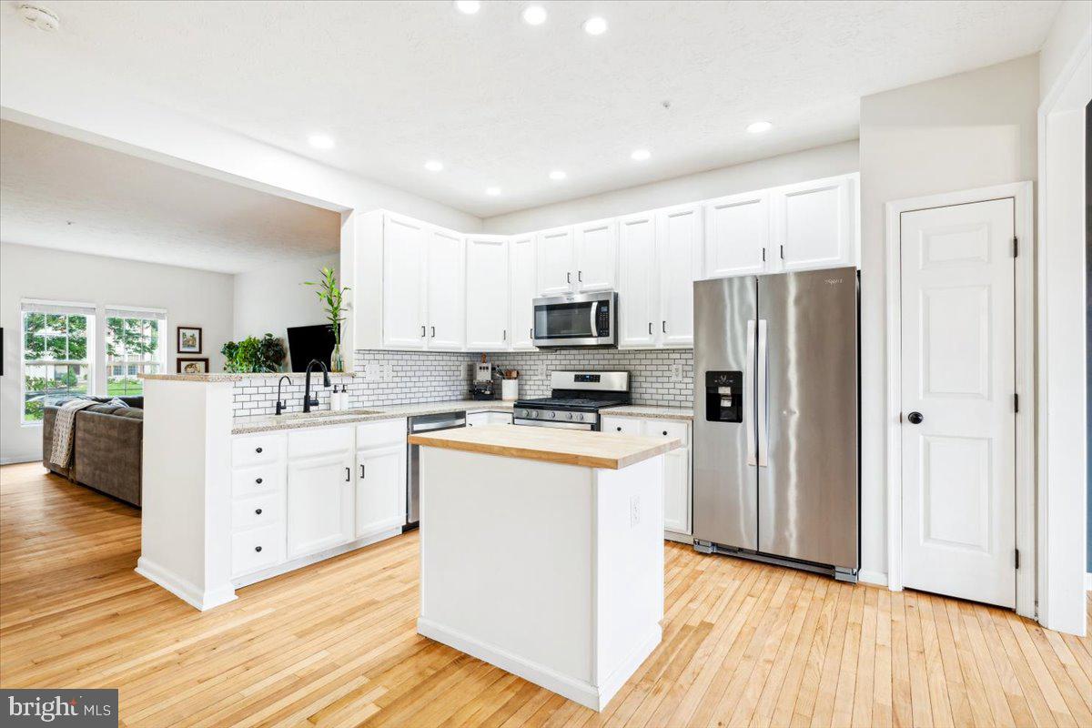 1715 Algonquin Road Frederick, MD 21701 - Photo 4 of 45 Kitchen Island