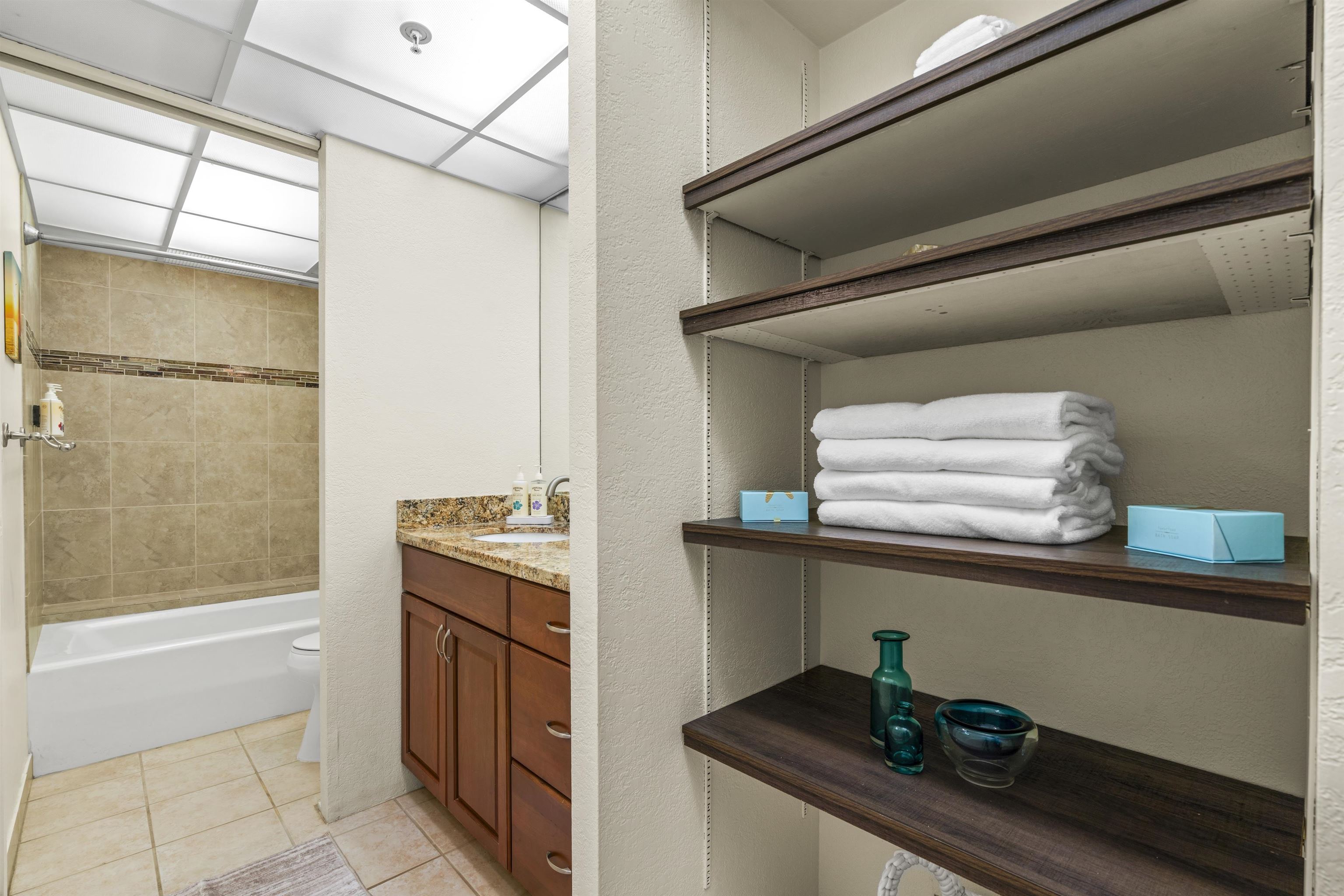 3445 Lower Honoapiilani Road, Unit 204 Lahaina, HI 96761 - Photo 13 of 43