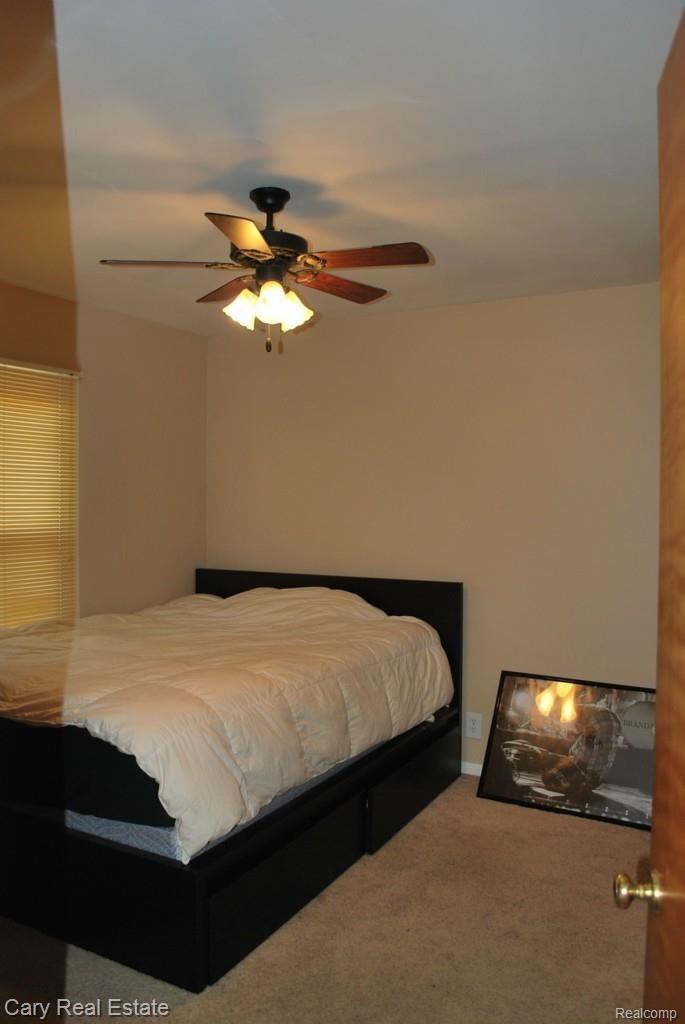 24860 Taft Road Novi, MI 48375 - Photo 24 of 31 DSC_1238.jpg