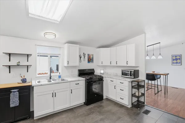 $175,000 | 10510 West Richland Road, Unit 11, Cheney, WA 99004