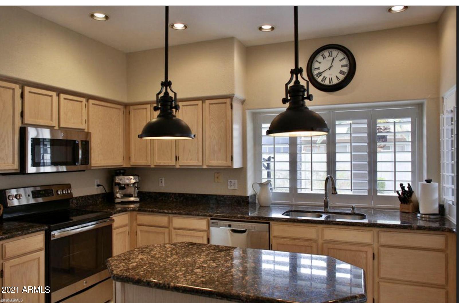 200 West Colt Road Tempe, AZ 85284 - Photo 4 of 6 56999709-FD2F-45AE-9535-190374A04987