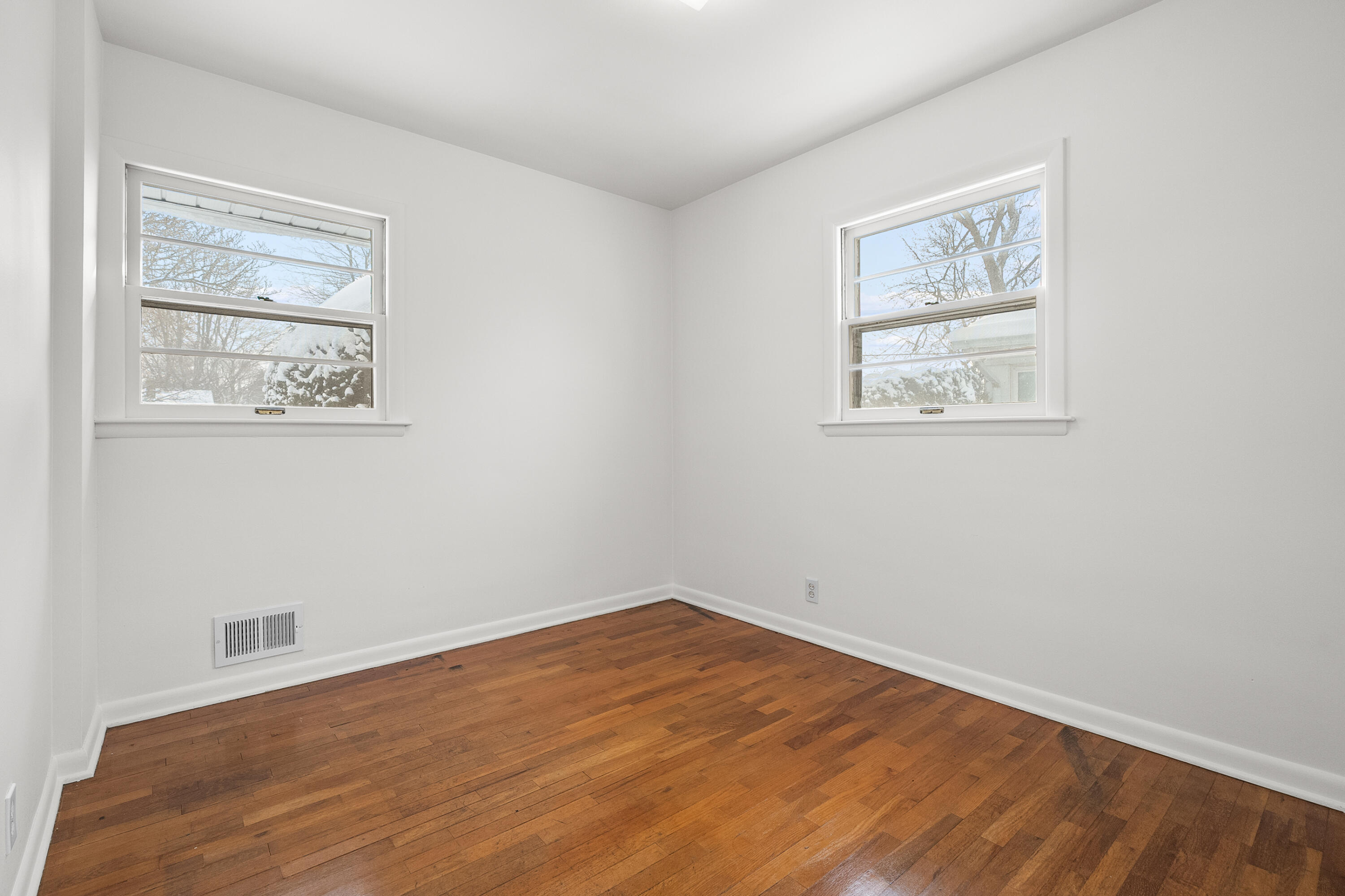 811 Craft Avenue Kalamazoo, MI 49048 - Photo 19 of 29 LC - Craft Ave 811 Kalamazoo 49048-19