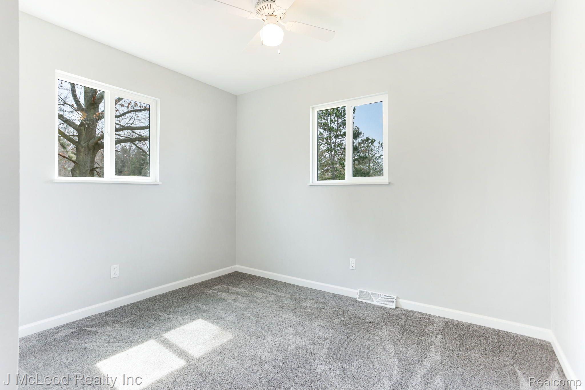 8120 Irish Road Millington, MI 48746 - Photo 17 of 36 Gallery Image 17