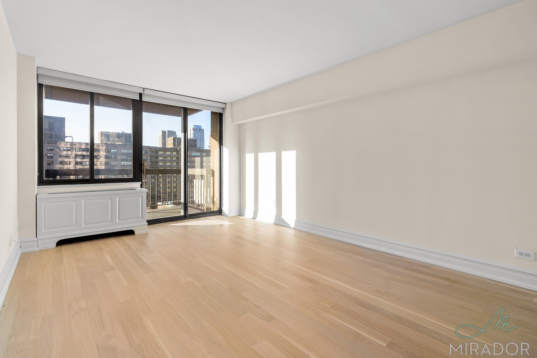145 West 67th Street, Unit 44J Manhattan, NY 10023 - Photo 8 of 19 Photo 8