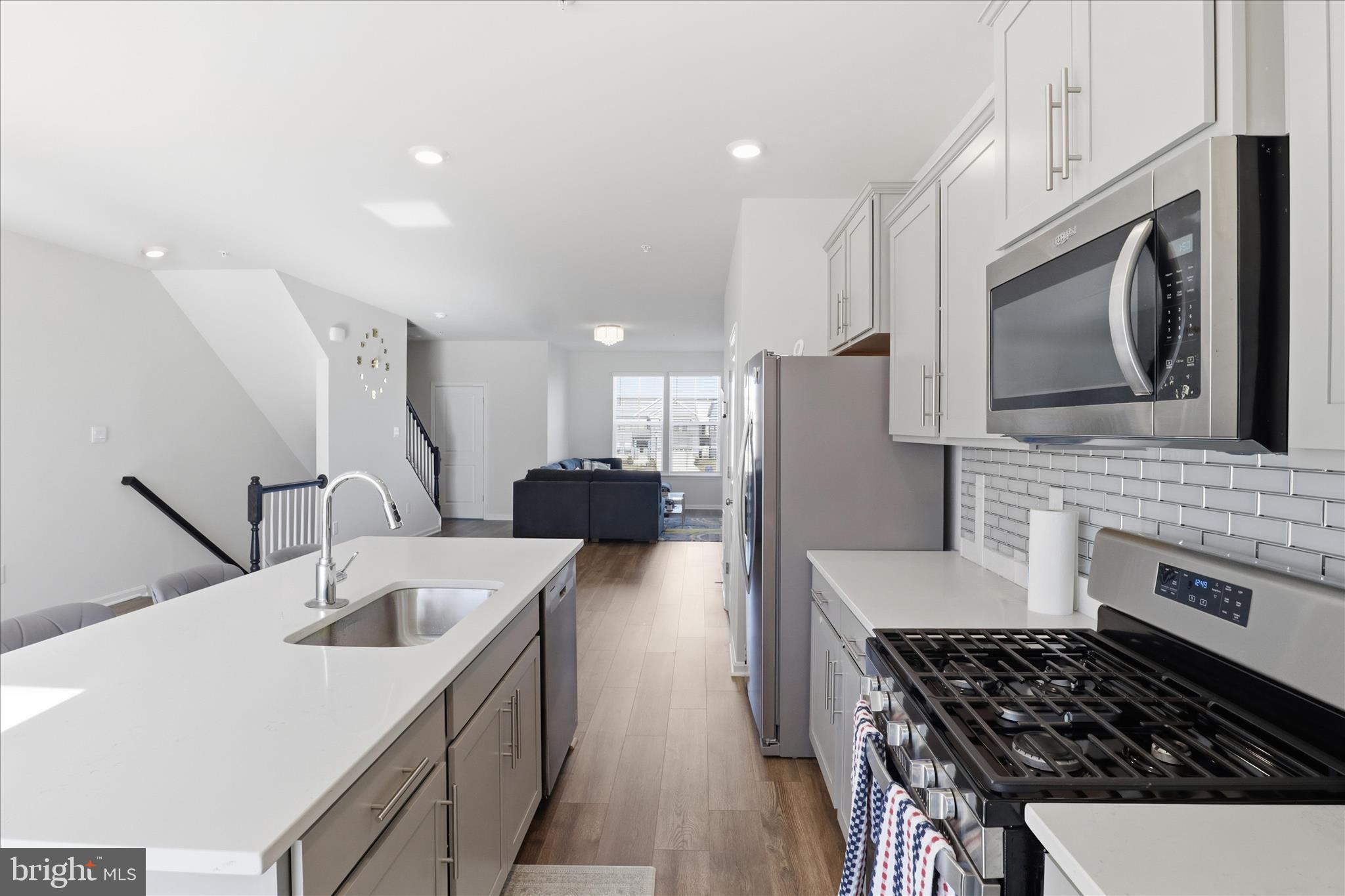 434 Herringbone Way Frederick, MD 21701 - Photo 9 of 40 Kitchen