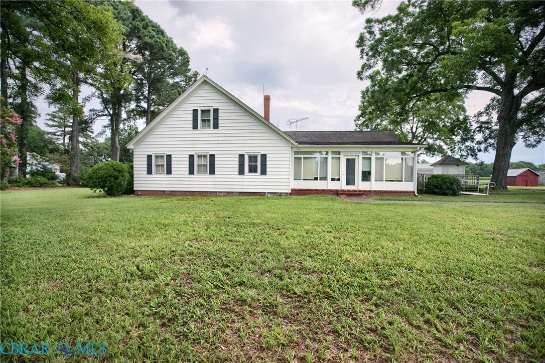 8138 Glass Road Hayes, VA 23072 - Photo 3 of 48