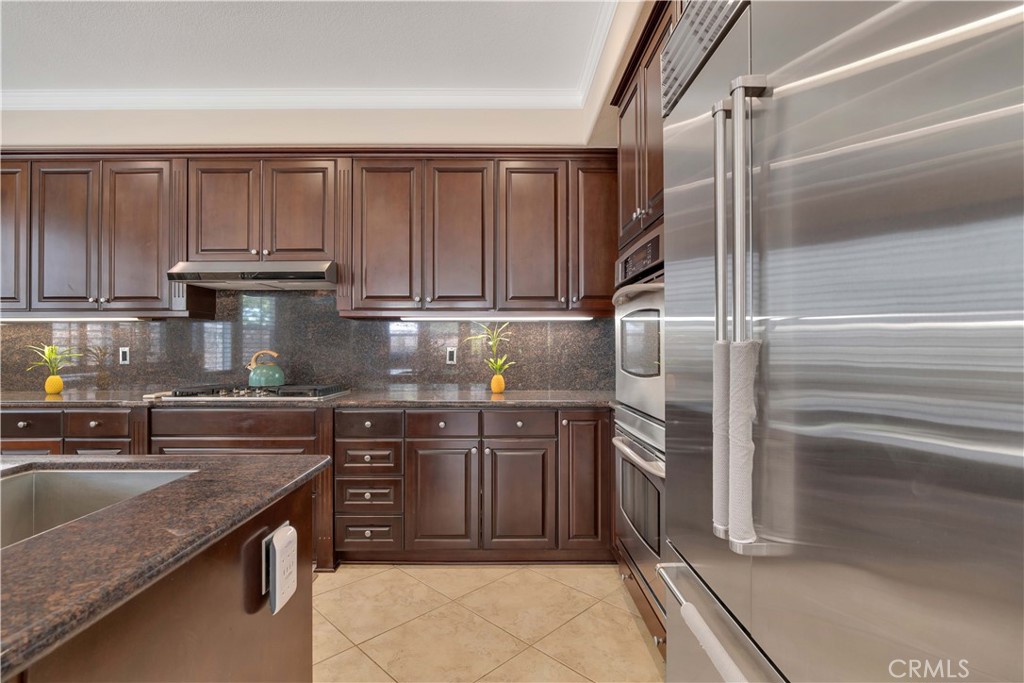 20333 Vía Cellini Porter Ranch, CA 91326 - Photo 27 of 66