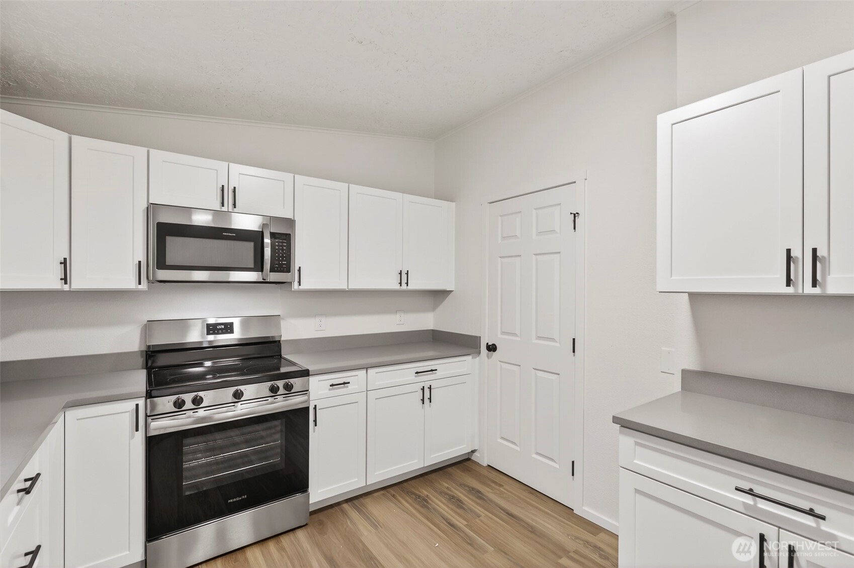152 Crow Butte Road Longview, WA 98632 - Photo 12 of 39 Gallery Image 12