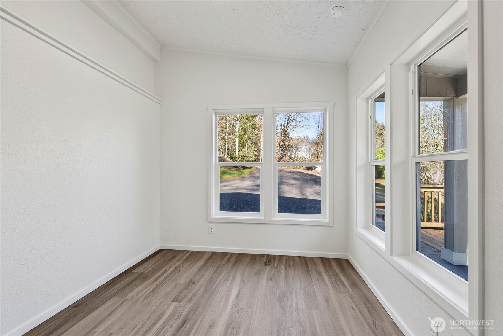 152 Crow Butte Road Longview, WA 98632 - Photo 5 of 39 Gallery Image 5