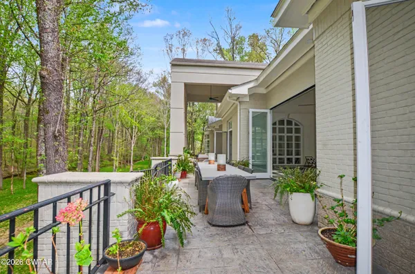 $1,999,000 | 9 Windwood Drive, Jackson, TN 38305