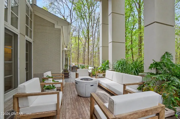 $1,999,000 | 9 Windwood Drive, Jackson, TN 38305