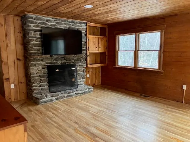 $2,200 | 3627 Main Street, Springfield, NH 03284