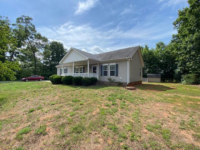 1138 Cinnamon Ridge Road Moneta, VA 24121 - Photo 3 of 36 IMG_6191