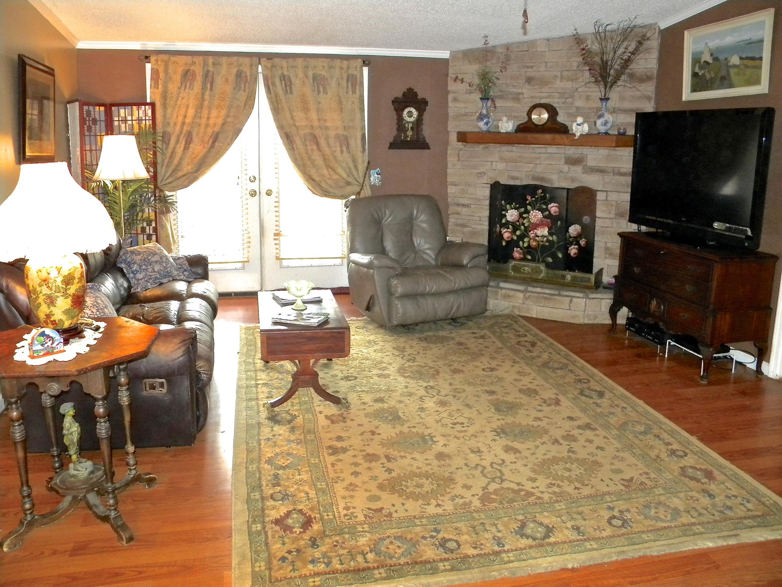 135 Griffith Point Kingston, TN 37763 - Photo 2 of 40 2014-04-08 02