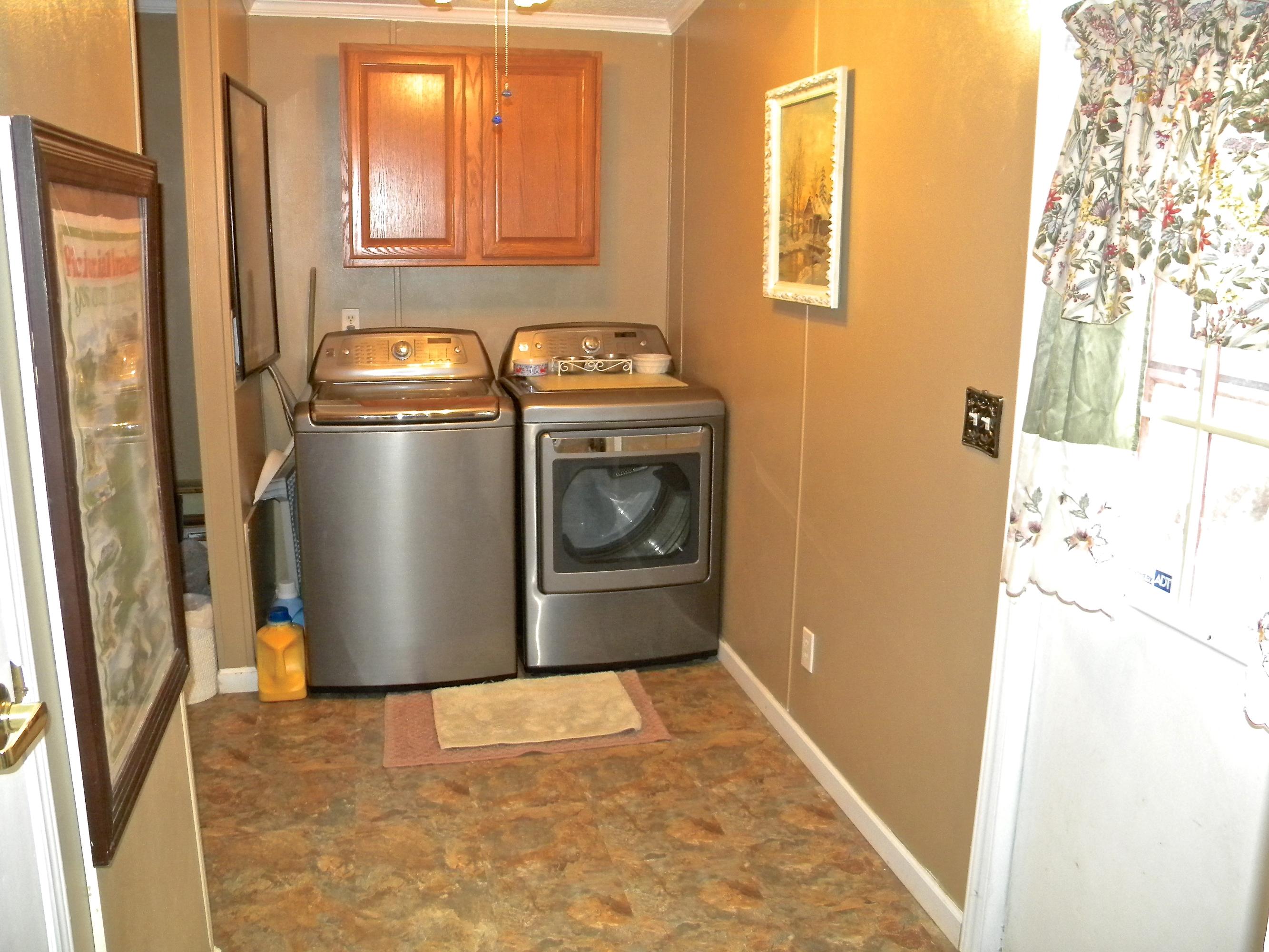 135 Griffith Point Kingston, TN 37763 - Photo 13 of 40 2014-04-08 02