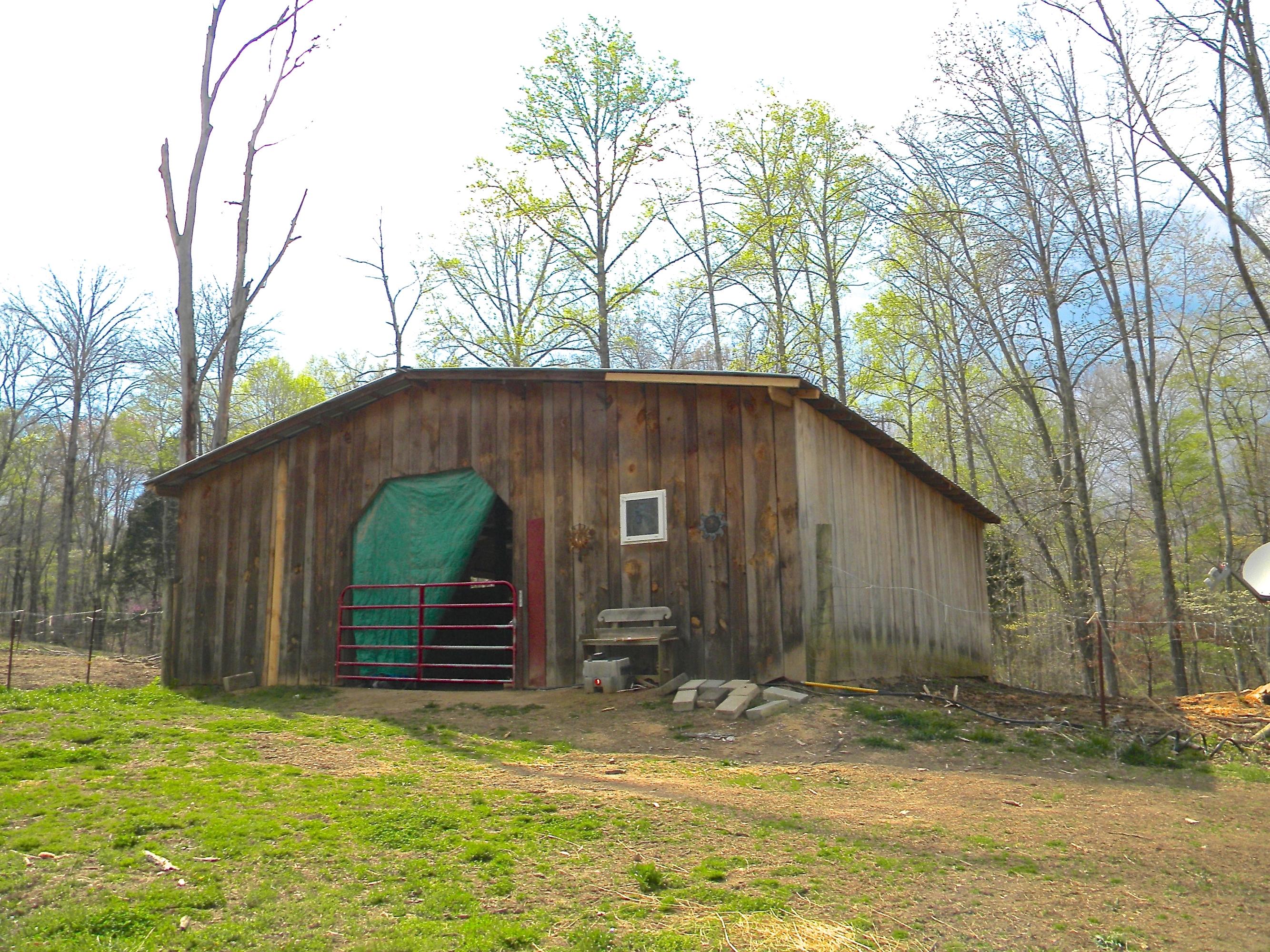 135 Griffith Point Kingston, TN 37763 - Photo 30 of 40 2014-04-08 03