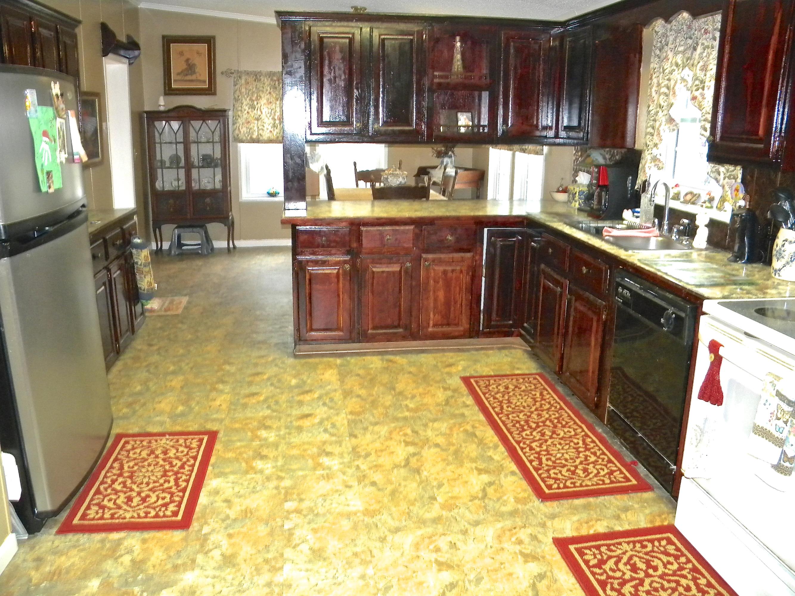 135 Griffith Point Kingston, TN 37763 - Photo 9 of 40 2014-04-08 02