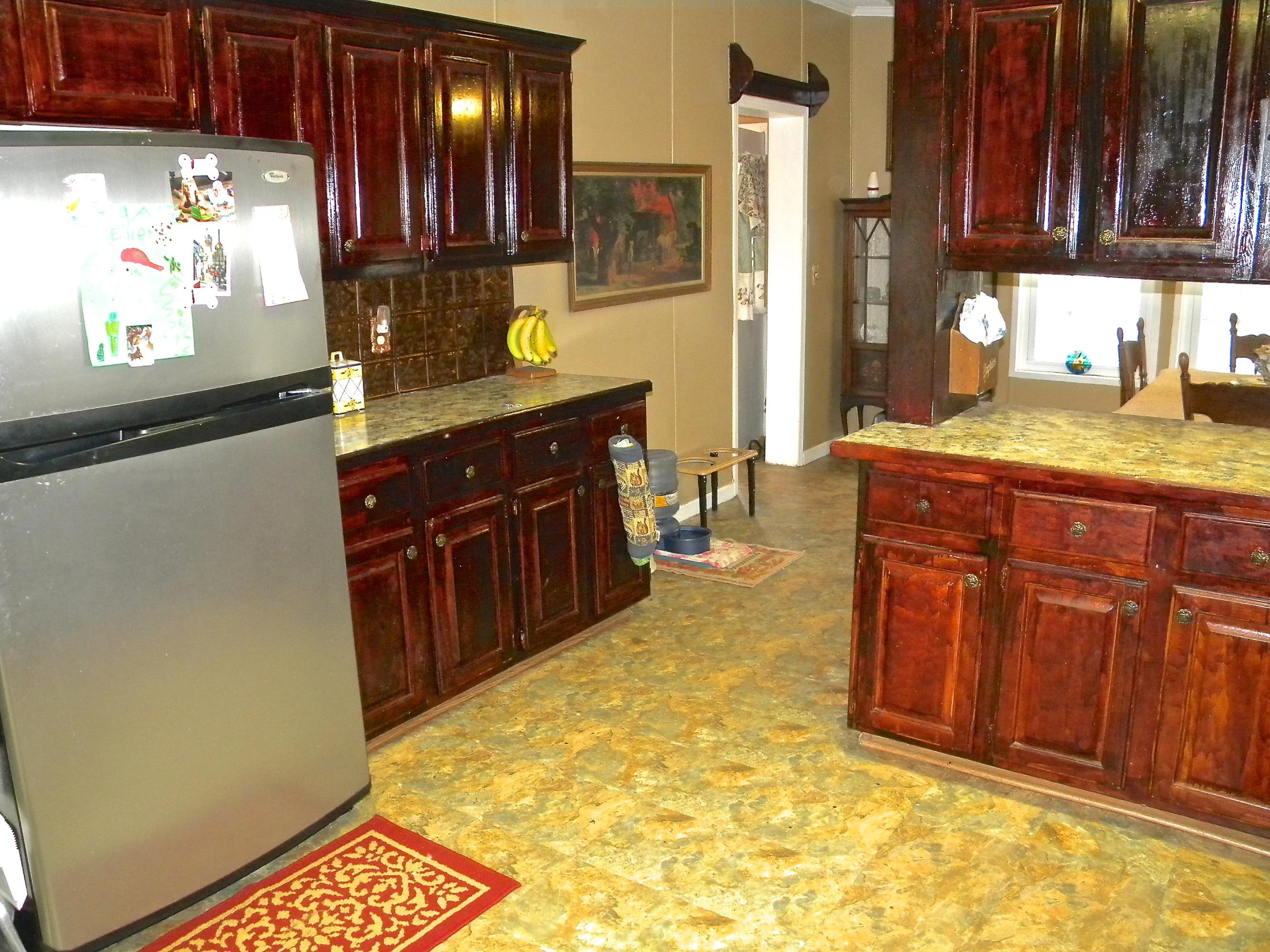 135 Griffith Point Kingston, TN 37763 - Photo 10 of 40 2014-04-08 02