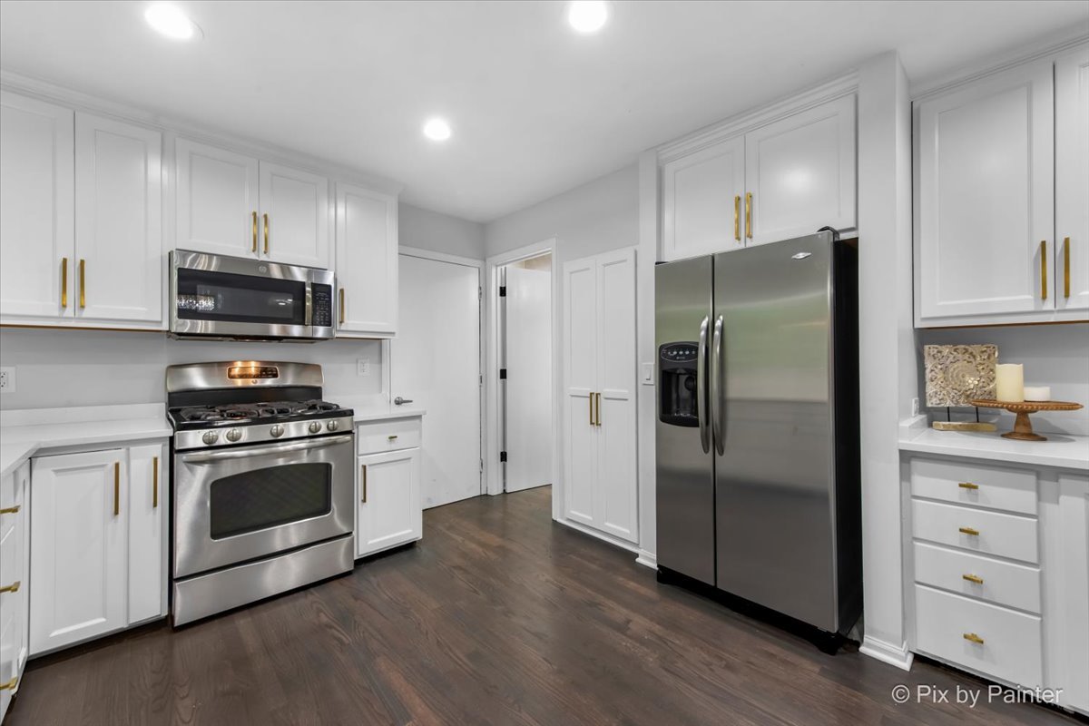 70 Ela Road Inverness, IL 60067 - Photo 13 of 44