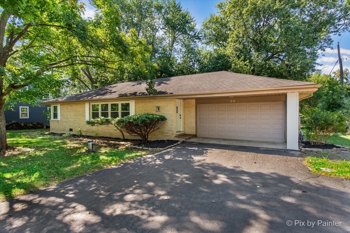 70 Ela Road Inverness, IL 60067 - Photo 2 of 44