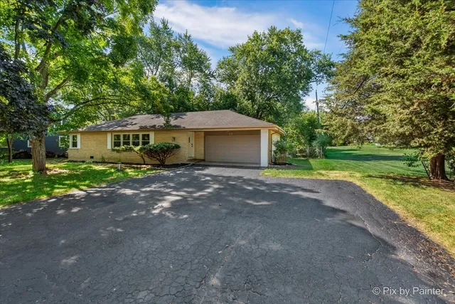 $489,500 | 70 Ela Road, Inverness, IL 60067