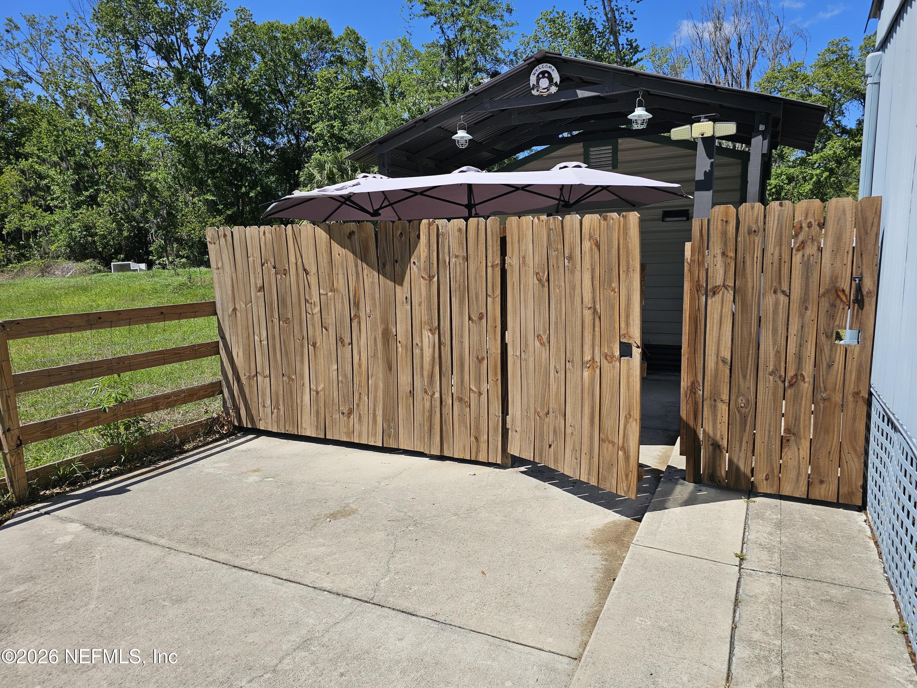 6715 Pickettville Road Jacksonville, FL 32254 - Photo 23 of 25 e88cbca4-84f8-47b4-bd3f-a17a076beba9