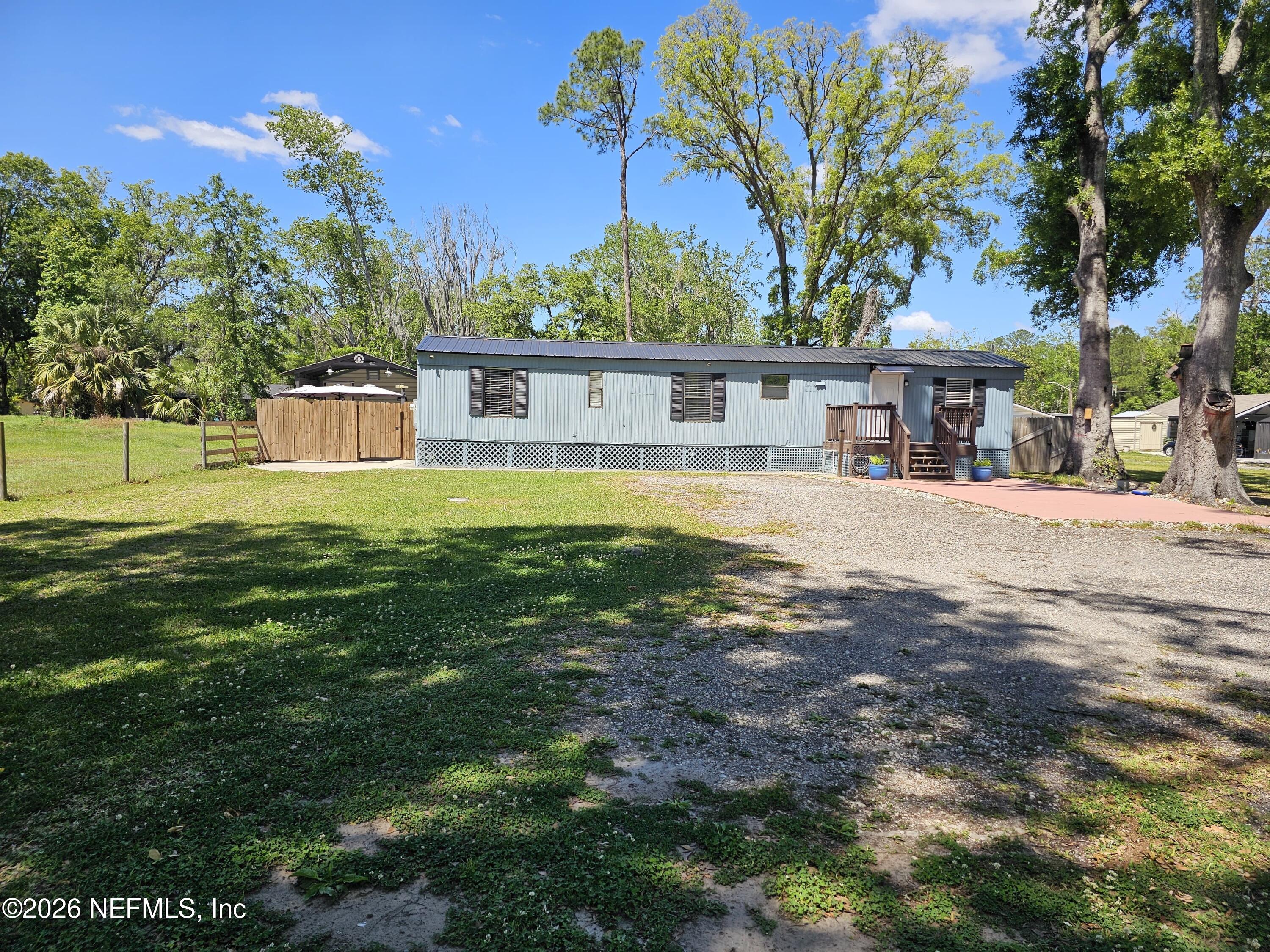 6715 Pickettville Road Jacksonville, FL 32254 - Photo 6 of 25 d08c3c21-9c3f-4c60-9d2b-cf2f7006c035