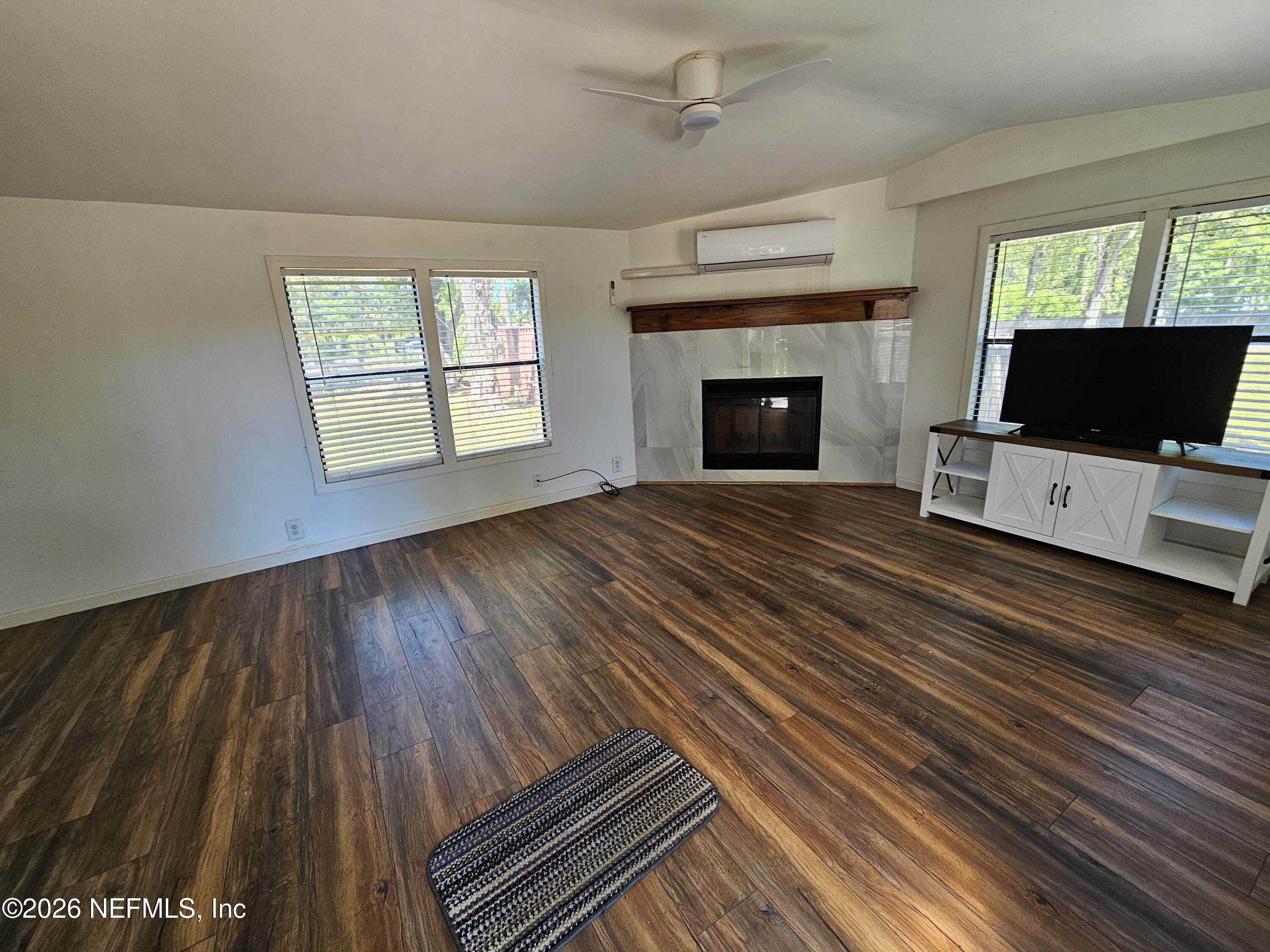 6715 Pickettville Road Jacksonville, FL 32254 - Photo 10 of 25 10bffc37-b7bb-46e7-b729-c13d4899af51