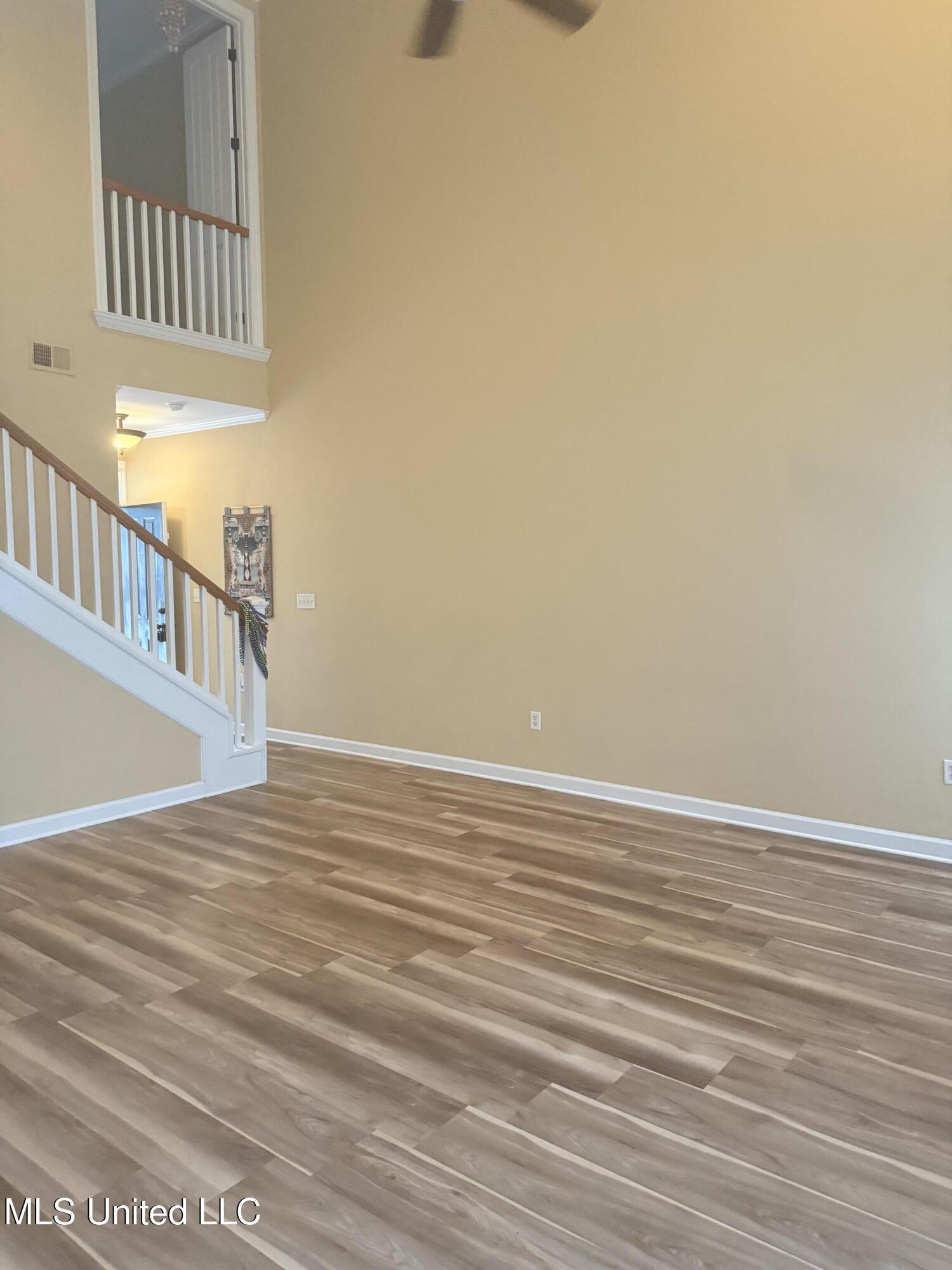185 St Jude Street, Unit 2 Biloxi, MS 39530 - Photo 11 of 17 IMG_3368