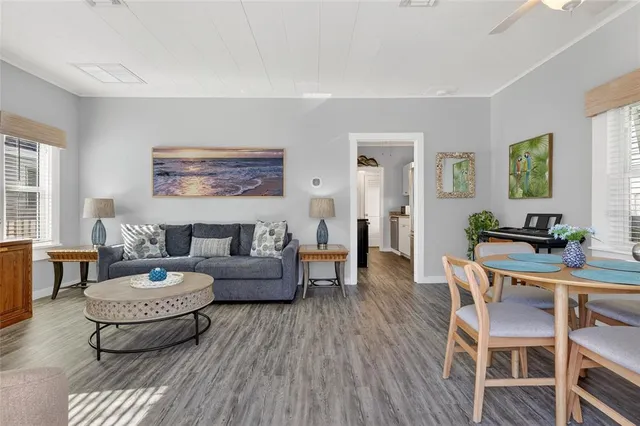 $595,000 | 520 Spring Avenue, Unit C, Anna Maria, FL 34216