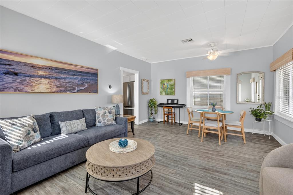 520 Spring Avenue, Unit C Anna Maria, FL 34216 - Photo 8 of 35