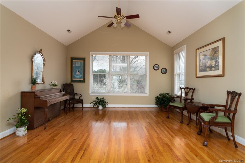 7282 Woodchuck Road Denver, NC 28037 - Photo 18 of 36 Gallery Image 18