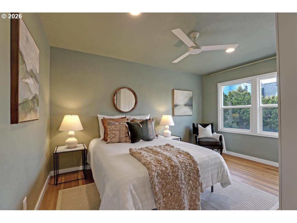 6315 North Curtis Avenue Portland, OR 97217 - Photo 15 of 46 Primary Bedroom