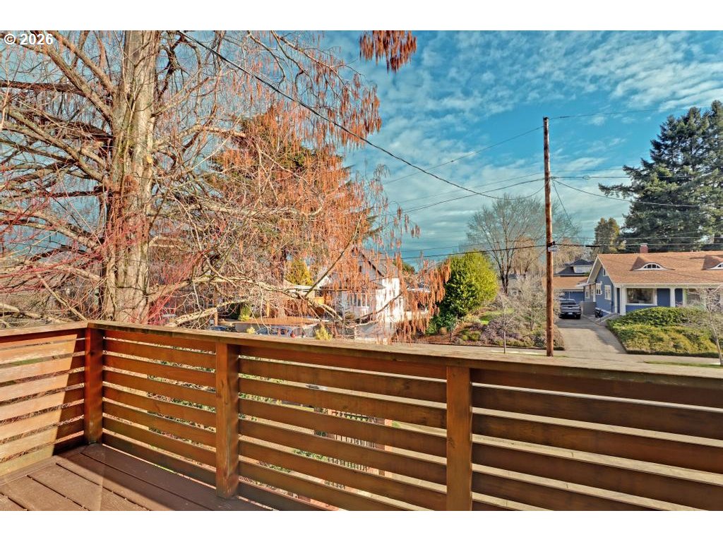 6315 North Curtis Avenue Portland, OR 97217 - Photo 34 of 46 Deck